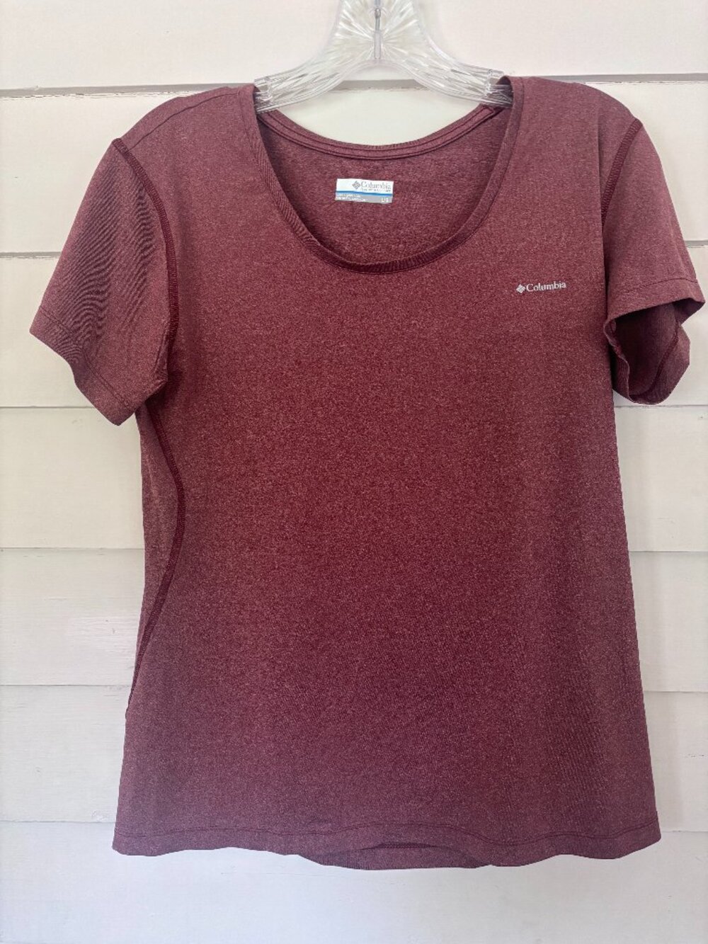 Columbia Omni-Wick Sweat-Proof Activewear Red T-Shirt, Size Large, Women's
